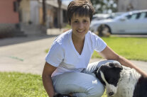 Frau mit Hund